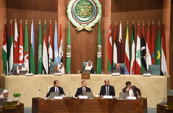 العسومي يترأس جلسة البرلمان العربي بالقاهرة