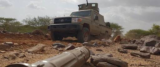 بإسناد من المقاومة.. الجيش يكبد مليشيا الحوثي خسائر بشرية كبيرة وفي العتاد بجبهة قانية 