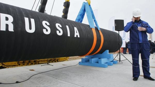 وكالة: الاتحاد الأوروبي يضع "اللمسات الأخيرة" على قرار بحظر النفط الروسي