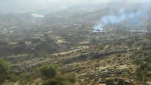 مليشيا الحوثي تجند أطفال الحشاء بالقوة وتبدأ بفرض دروس طائفية على الاهالي