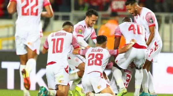 الوداد المغربي يهزم بترو أتلتيكو بثلاثية ويضع قدماً في النهائي الأفريقي