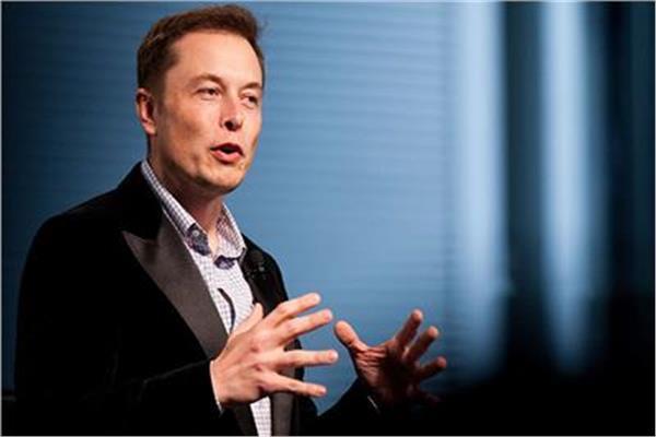 عمدة ميامي يدعو إيلون ماسك لنقل "تويتر" إلى فلوريدا