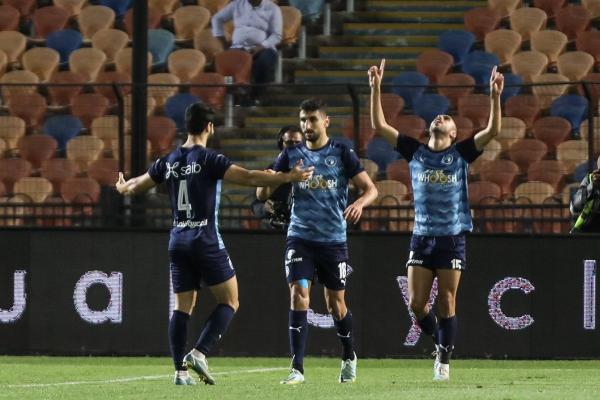 «الدوري المصري»: بيراميدز يحلق في الصدارة بنقاط مودرن فيوتشر