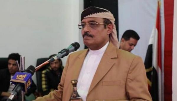 السامعي يعترف بخلافاته مع الحوثيين ويؤكد: إيرادات تعز تذهب لصنعاء