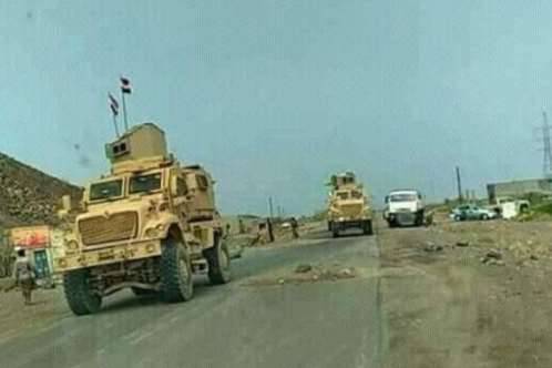 الجيش والمقاومة يسيطرون على مركز مديرية موزع غرب تعز وفرار جماعي للمليشيات