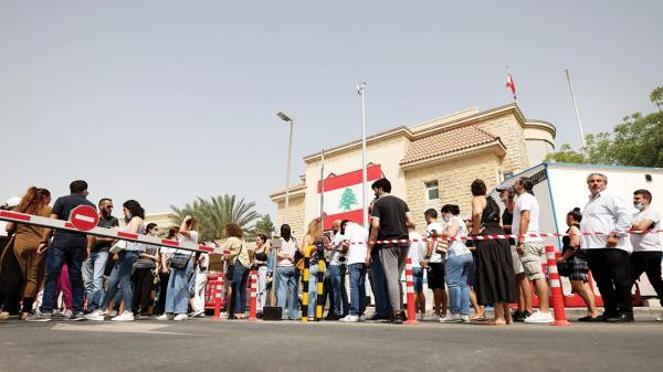 %60 من المغتربين اللبنانيين يقترعون للبرلمان