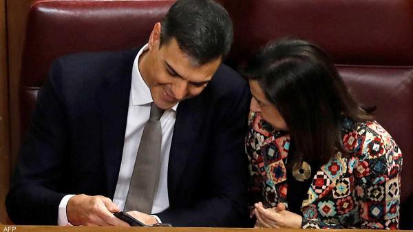 "فضيحة الهواتف" تطيح برئيسة الاستخبارات الإسبانية