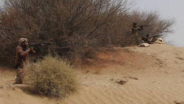 شاهد بالصورة.. أسر عدد من عناصر الحوثي اثناء قيامهم بالتسلل شمالي عبس بحجة..! – (صور الأسرى)