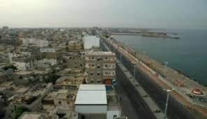 حوثي يقتل ويصيب 6 من أسرته في الحديدة