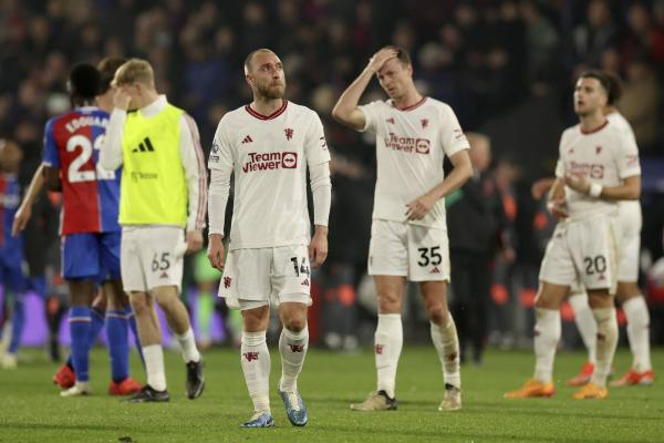 متى ستتوقف عجلة فشل مانشستر يونايتد عن الدوران؟