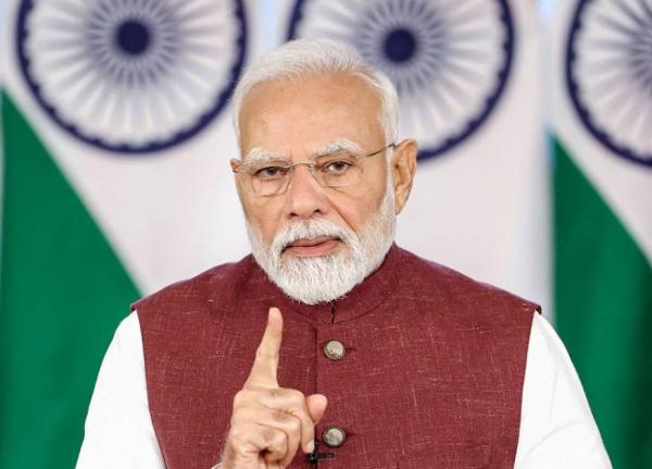 مودي يتوعد باكستان بضربات أخرى إذا وقع "هجوم إرهابي"