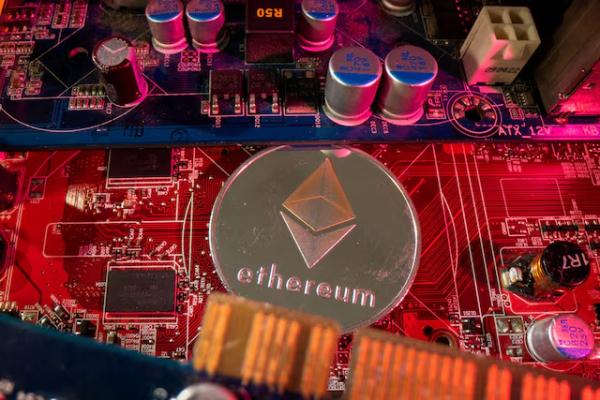 الولايات المتحدة تتهم شقيقين بسرقة عملات مشفرة بقيمة 25 مليون دولار