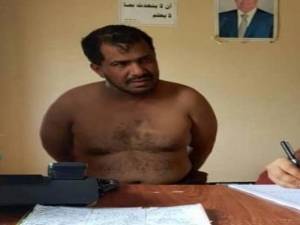 الإعدام قصاصاً وتعزيراً بحق قاتل الأستاذة الجامعية وأسرتها بعدن (صورة القاتل)