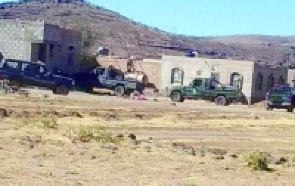 سكان محيط صنعاء يدعون إلى مواجهة الصلف الحوثي في تهجيرهم ونهب أراضيهم 