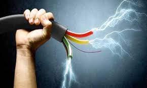 وفاة شاب يمني بماس كهربائي في السعودية