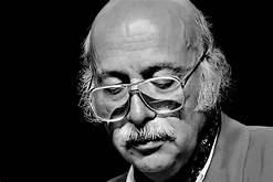 الموت يغيّب الشاعر العراقي مظفر النواب