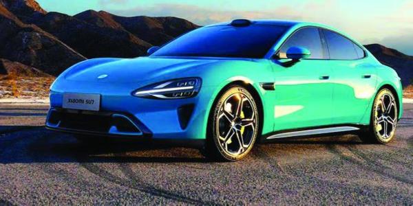 «شاومي» تنافس «تسلا» بسيارة واي.يو7 الكهربائية