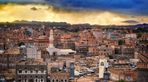 مصرع شخصين  وانهيار منزل في انفجار اسطوانة غاز بذمار