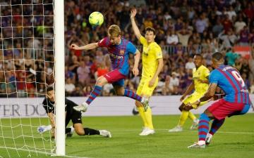 فياريال يهزم برشلونة في عقر داره بثنائية في ختام الدوري الإسباني