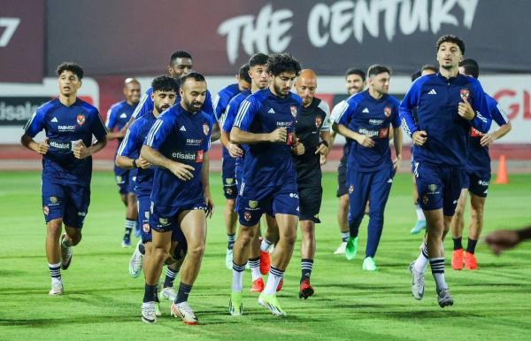 لاعبو الأهلي المصري: مواجهة الترجي صعبة… والتاريخ ليس حاسما