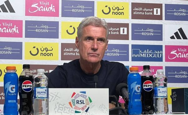 كاسترو: المركز الثاني ليس «طموحنا»... وضد تصرف لابورت