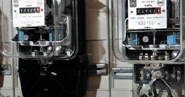 عصابة الحوثي ترفض عرضا لتوفير الكهرباء بسعر 66 ريالا