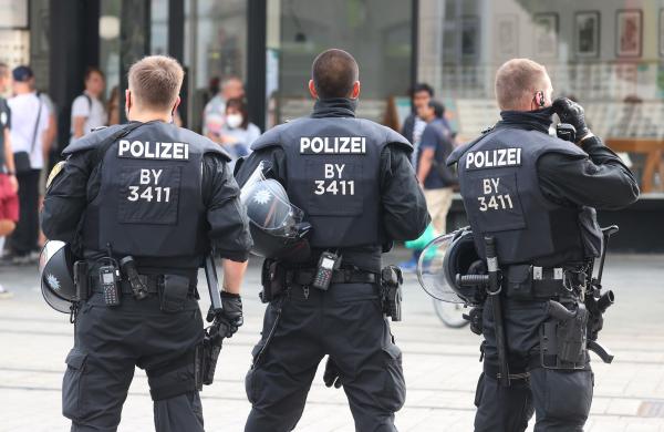 ألمانيا: البحث عن مرتكب جريمة طعن 3 أشخاص في كوبلنتس
