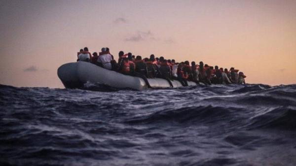 اختفاء قارب على متنه 500 مهاجر في عرض البحر المتوسط