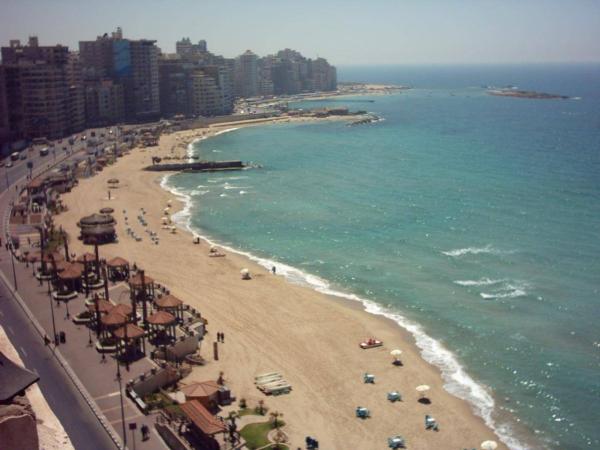 حتى البحر يموت