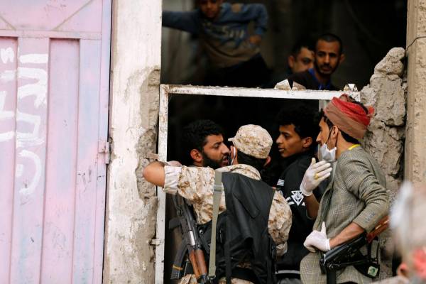 صنعاء.. قيادي حوثي يفضح المليشيا ويكشف تفاصيل مخفية لجريمة غير مسبوقة على مستوى اليمن والوطن العربي ويتوعد بالمزيد..؟!