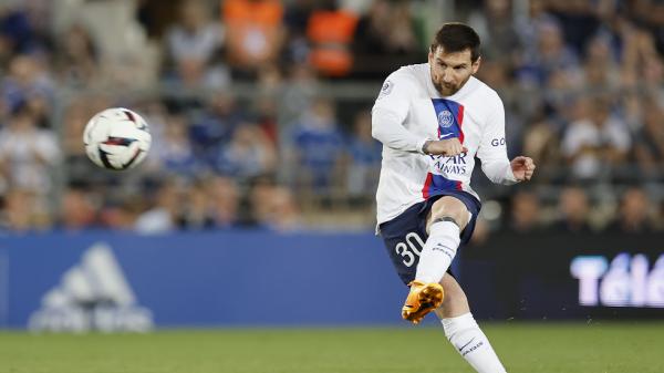 رئيس رابطة "الليغا" يحدد شرطا لبرشلونة لاستعادته ميسي