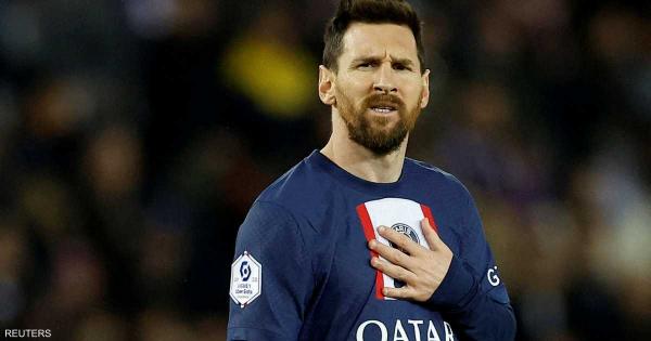 رسميا.. باريس سان جرمان يعلن مصير ميسي