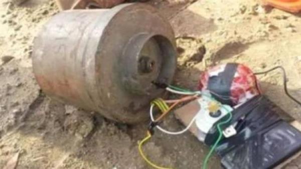 إصابة سائق بناسفة حوثية في الحديدة