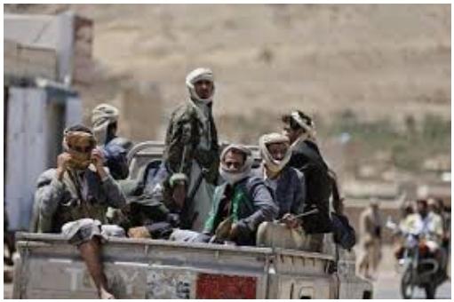 الحوثي يشعل الفتنة بين قبائل عمران والجوف و 23 قتيل وجريح حصيلة الاقتتال