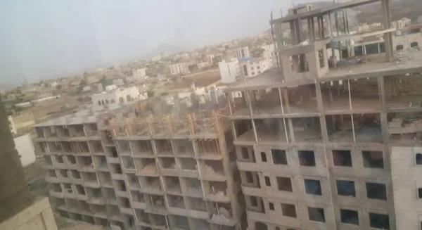 ناطحات سحاب في زمن الحرب والجوع.. هكذا نهبت المليشيات اموال الدولة