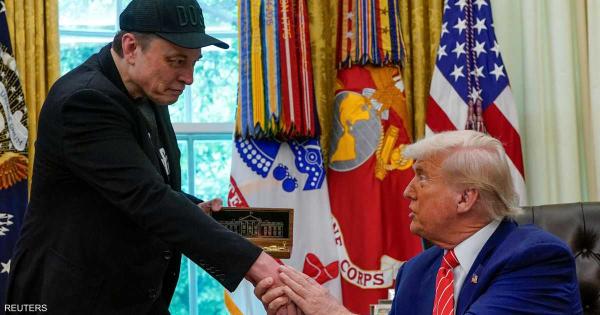 مليارات الدولارات تتبخر مع تصاعد الخلاف بين ترامب وماسك