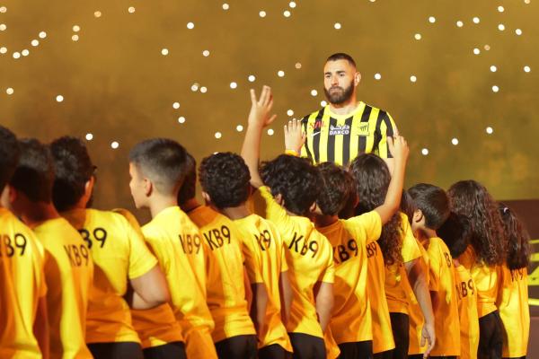 بنزيما يعلق على حفل تقديمه في جدة