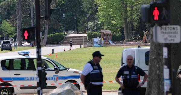 مسؤول فرنسي يكشف تفاصيل جديدة عن منفذ هجوم الطعن في أنسي