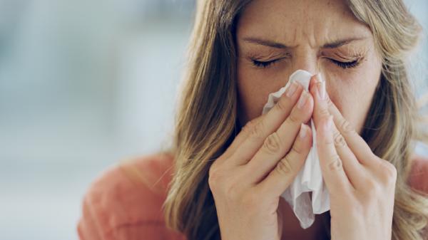 سرطان "نادر" قد يسبب أعراضا تشبه علامات الحساسية!