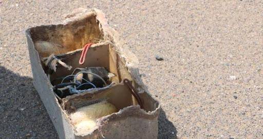 هندسة "المشتركة"  تفكك عبوة حوثية ناسفة زرعتها المليشيا بين التحيتا والخوخة جنوب الحديدة