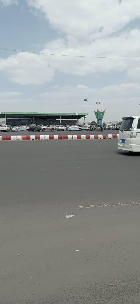 اعتصام مفتوح لقبائل بني مطر في السبعين بصنعاء احتجاجا على عصابة الحوثي