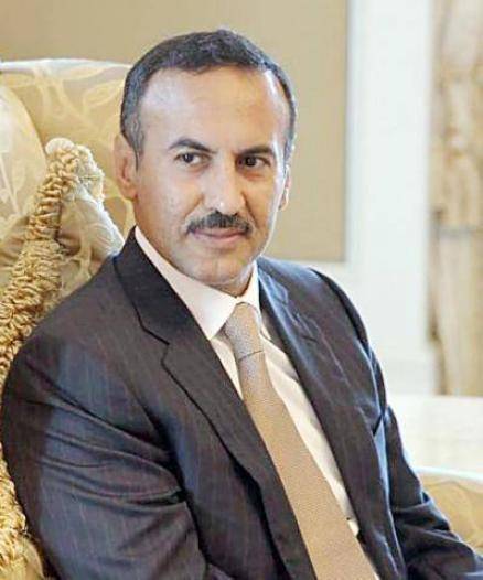 أحمد علي عبدالله صالح يُعزي في وفاة اللواء الكبسي