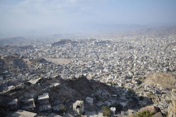 مقتل إمام جامع بتعز بسلاح جاره