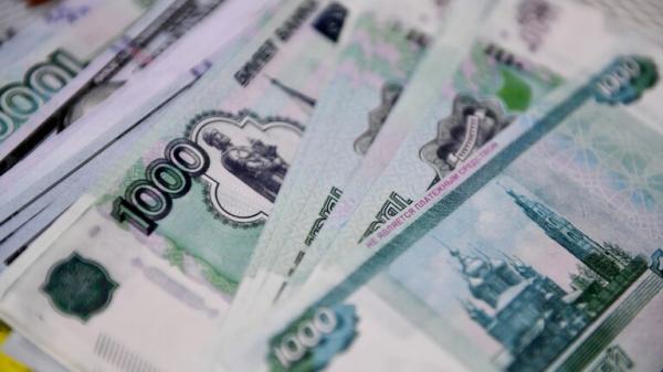 خبير مالي أمريكي: هذا ما سيحدث للغرب إذا واصل الروبل تعزيز مكانته