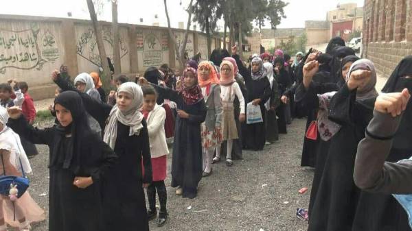 تحذير عاجل لسكان صنعاء.. مراكز لاستتقطاب الفتيات الصغيرات وهذا "مايحدث داخلها" -(تفاصيل)