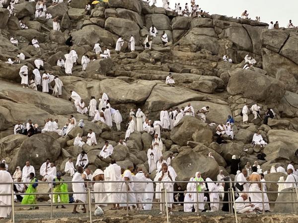 وفاة سيدة مصرية وابنتها على جبل عرفات