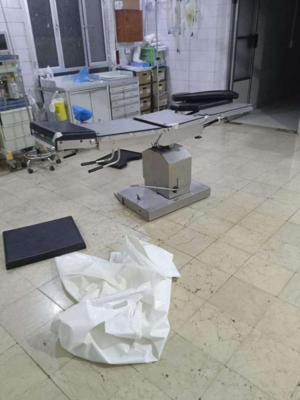   مليشيا الإصلاح تعتدي على الكادر الطبي بمستشفى الثورة