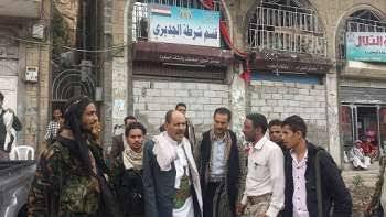 سخرية واسعة من عملية اختطاف طقم تابع لقسم شرطة الجديري في تعز 