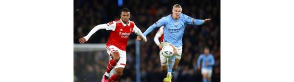 سيتي وأرسنال  في مباراة الدرع الخيرية 6 أغسطس