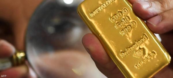 أسعار الذهب تتراجع وسط عمليات جني الأرباح